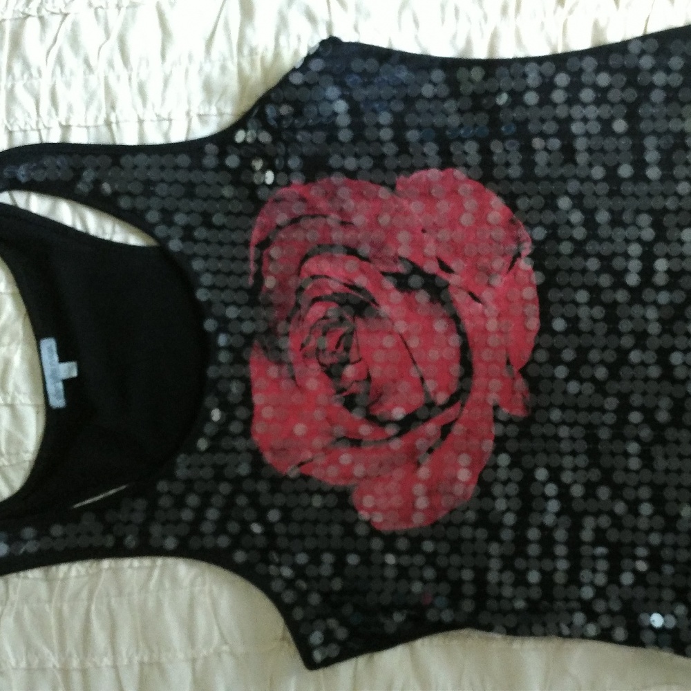 Woman's sequins top